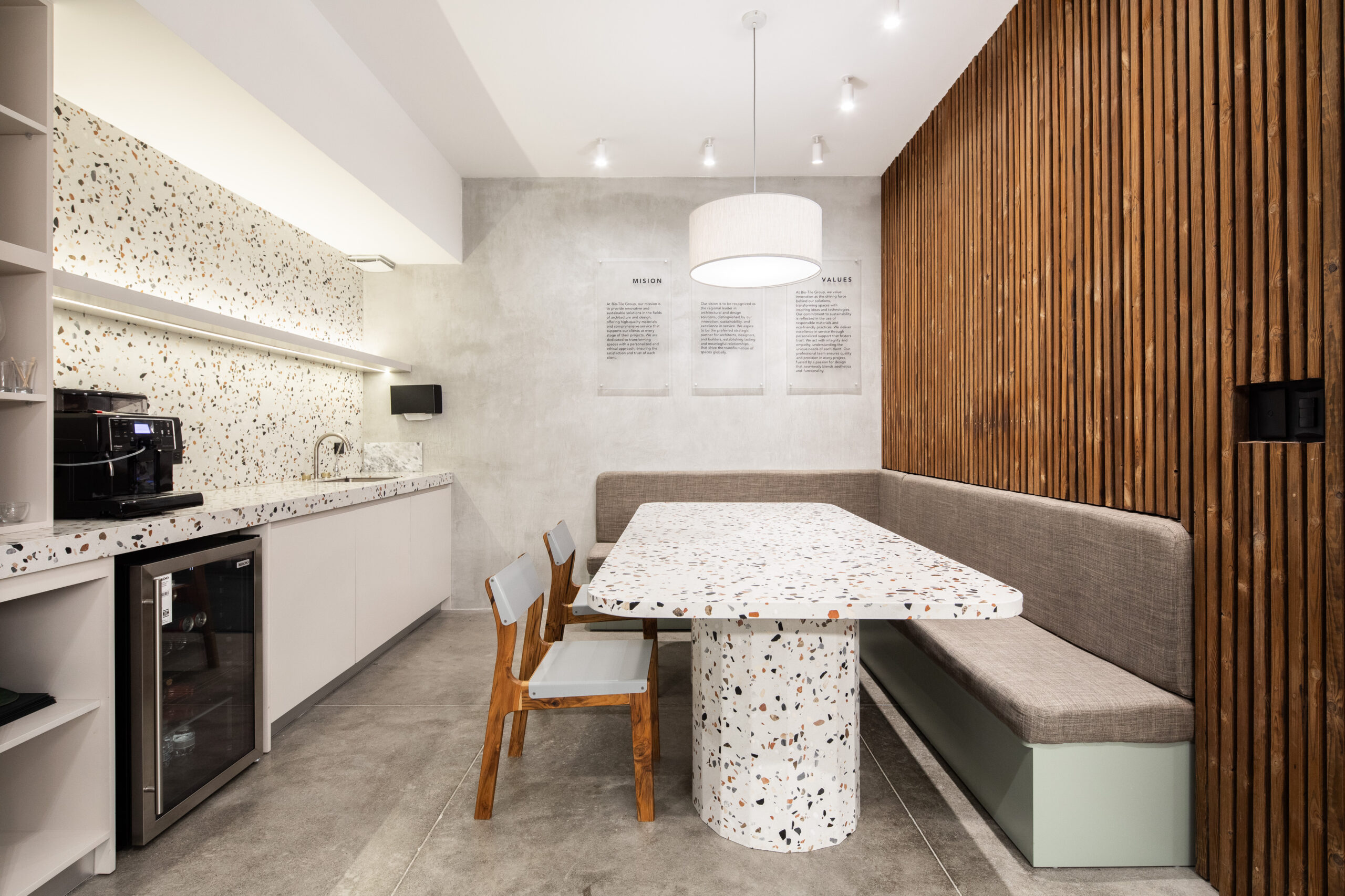 angie_biotile_web-47